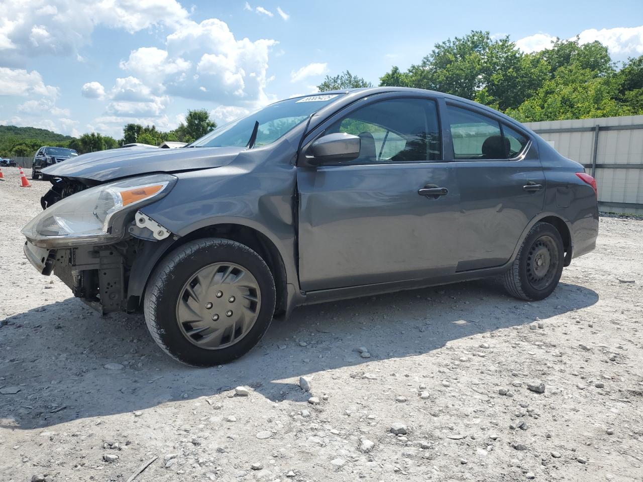 NISSAN VERSA S 2017