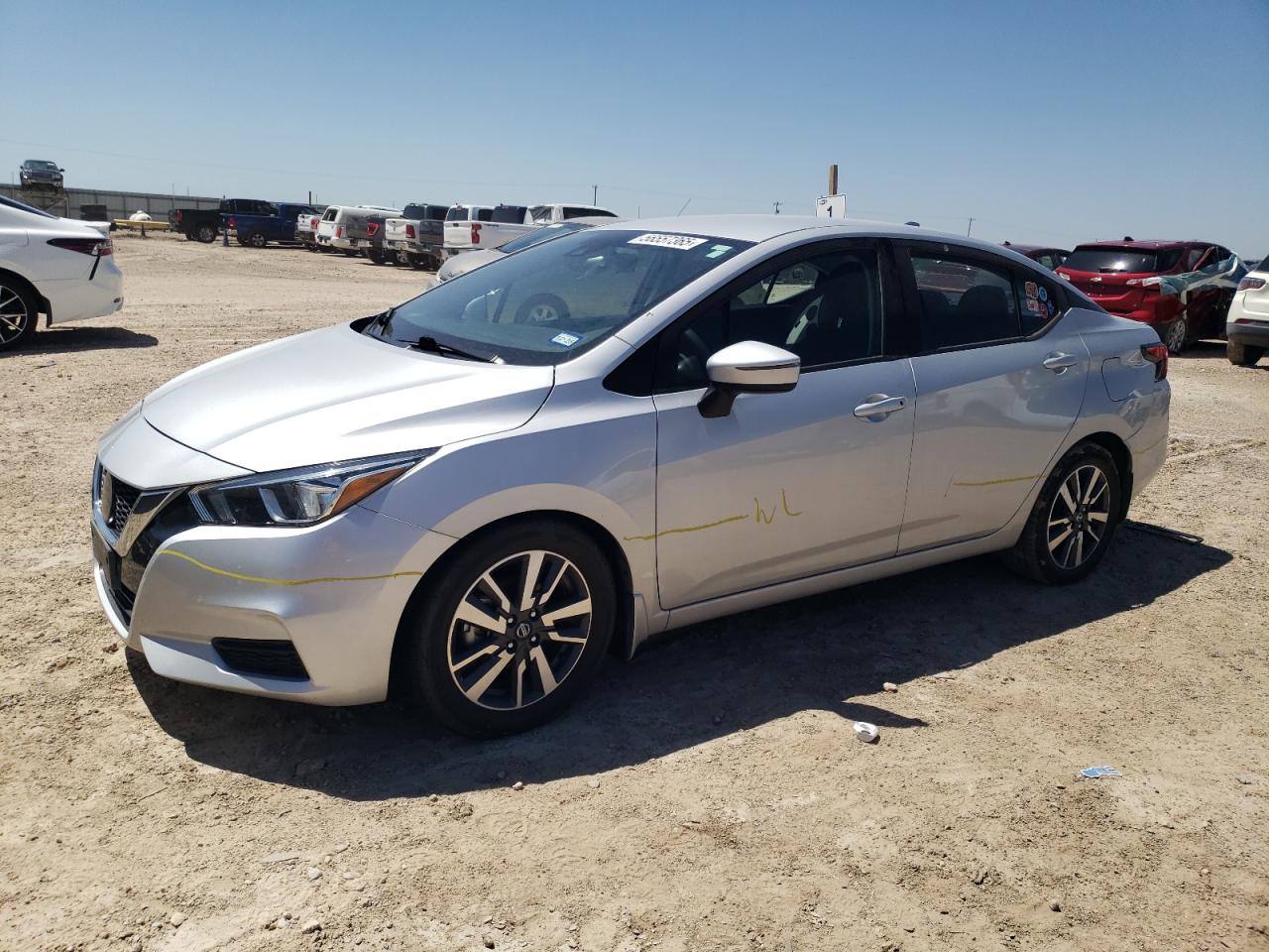 NISSAN VERSA SV 2020