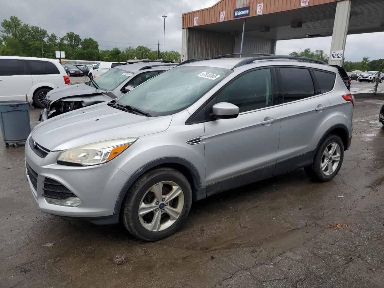 FORD ESCAPE SE 2015