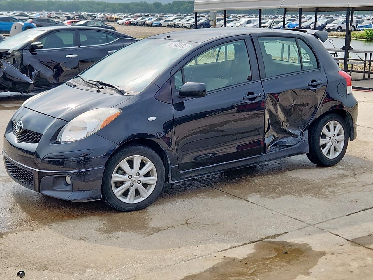 TOYOTA YARIS 2009