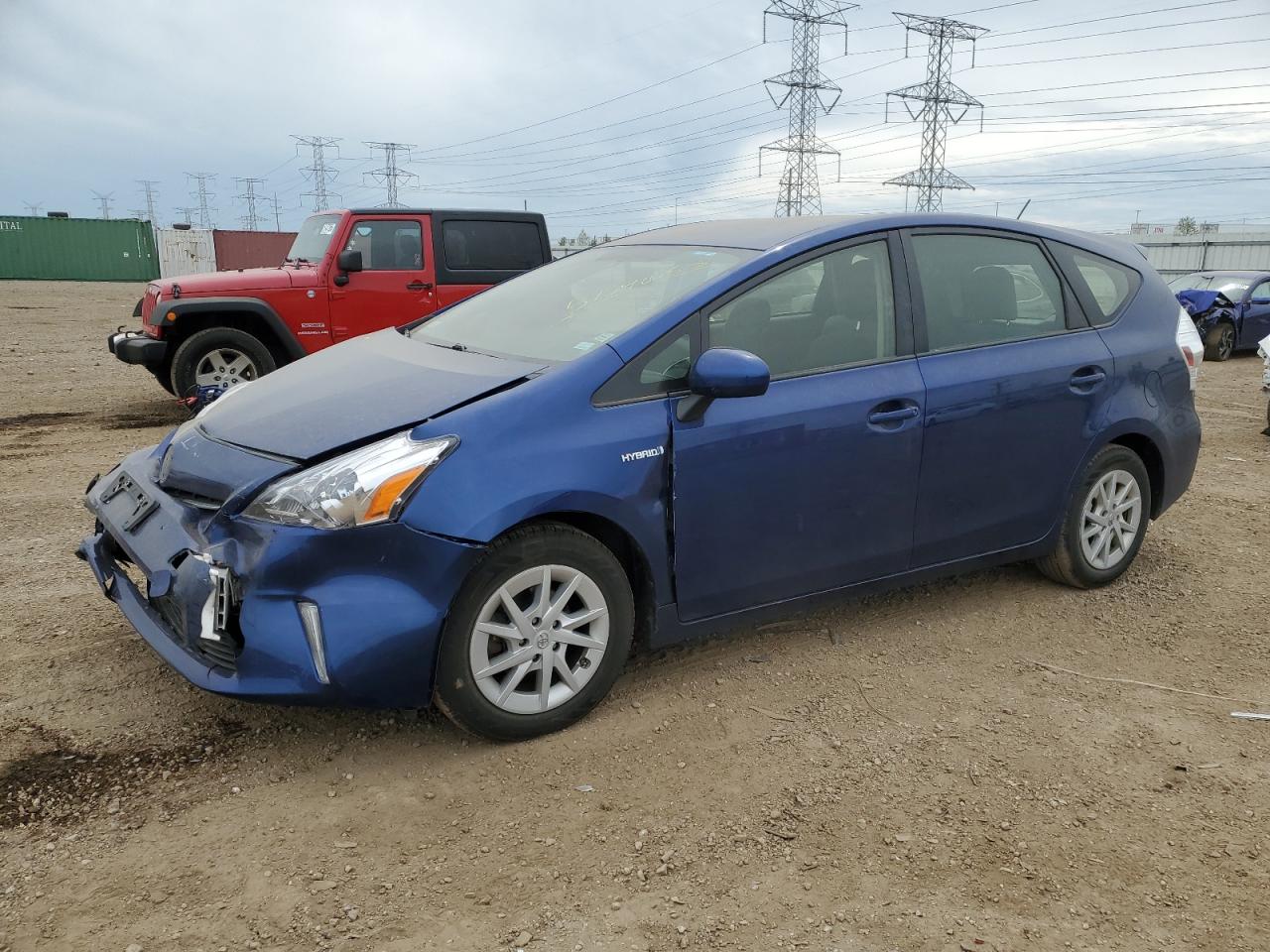 TOYOTA PRIUS V 2014
