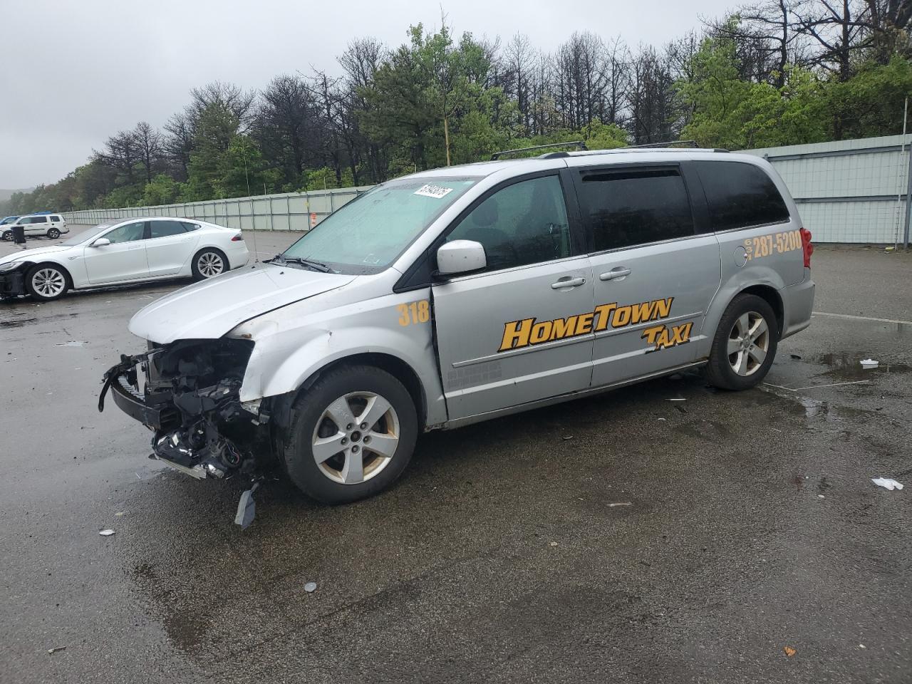 DODGE GRAND CARAVAN 2011