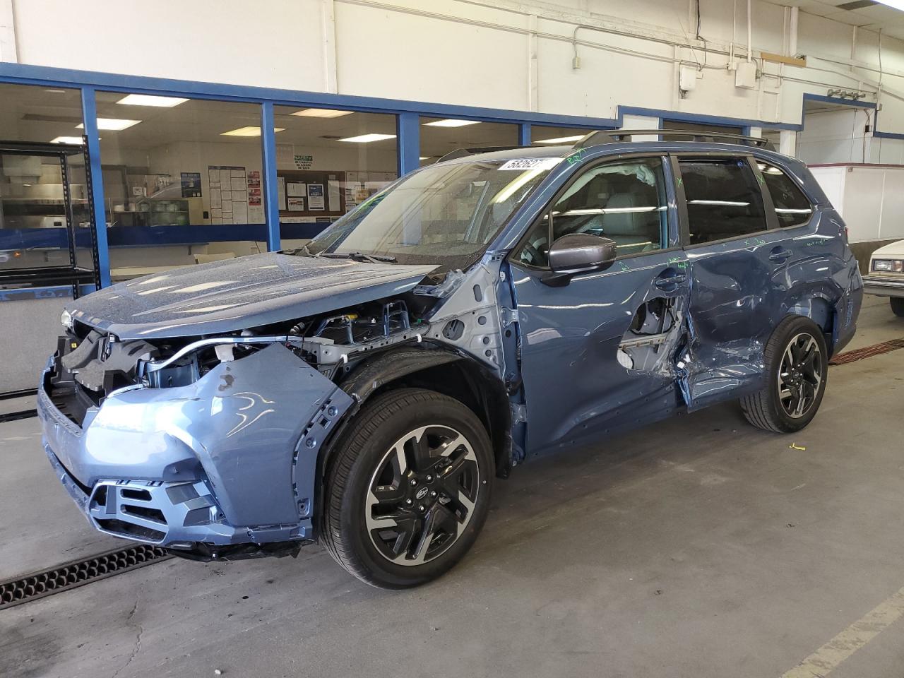 SUBARU FORESTER 2025