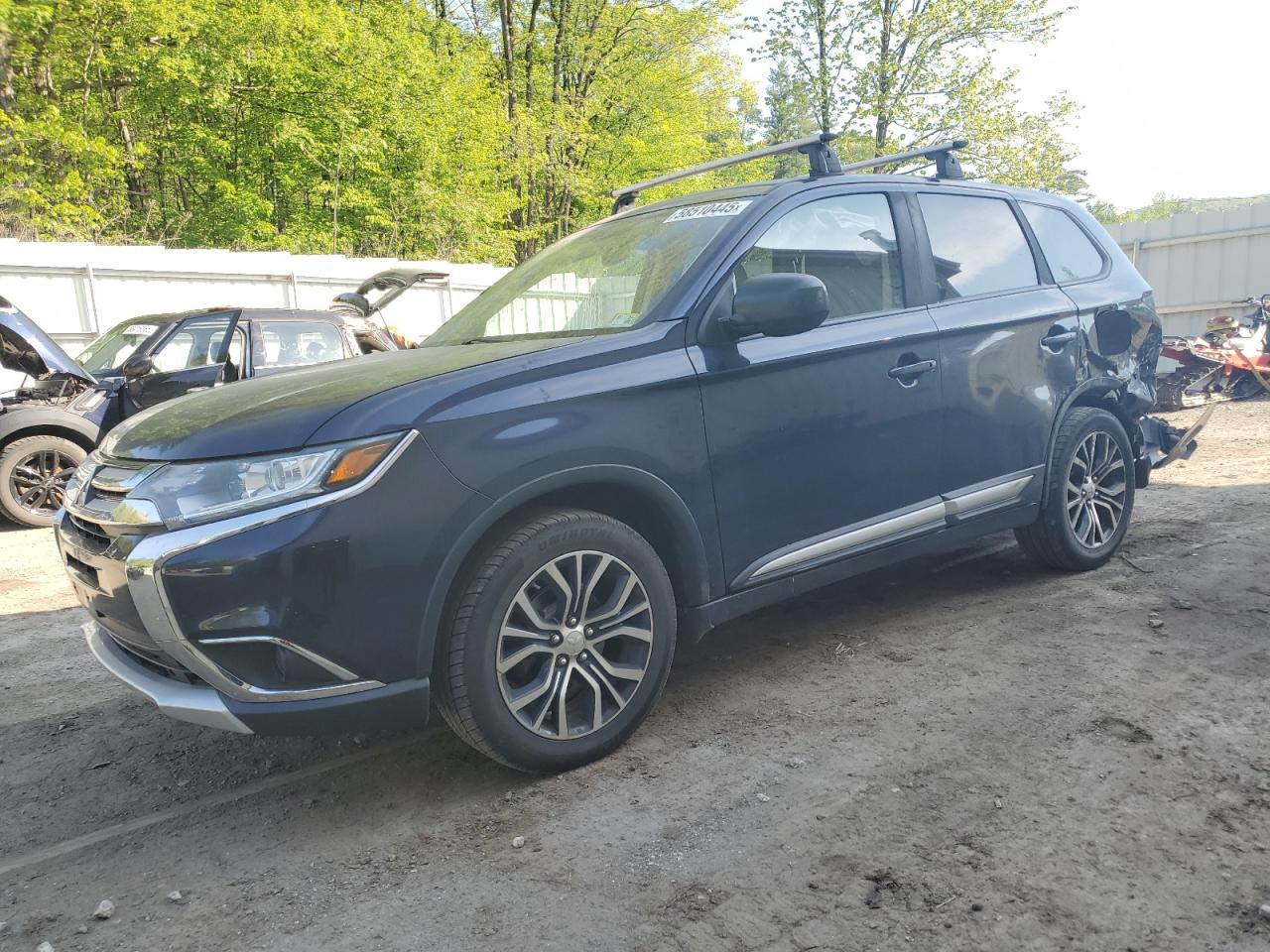 MITSUBISHI OUTLANDER 2017