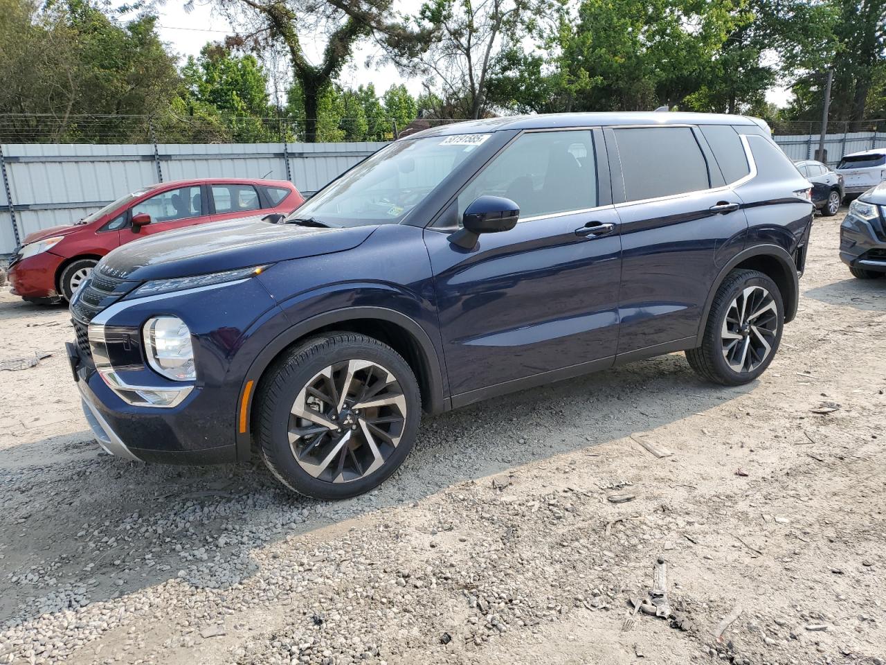 MITSUBISHI OUTLANDER 2024