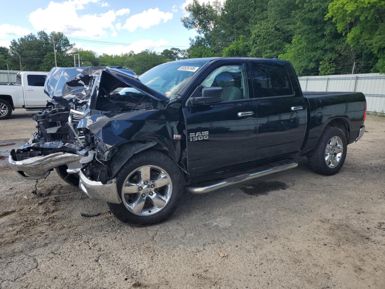 RAM 1500 SLT 2015