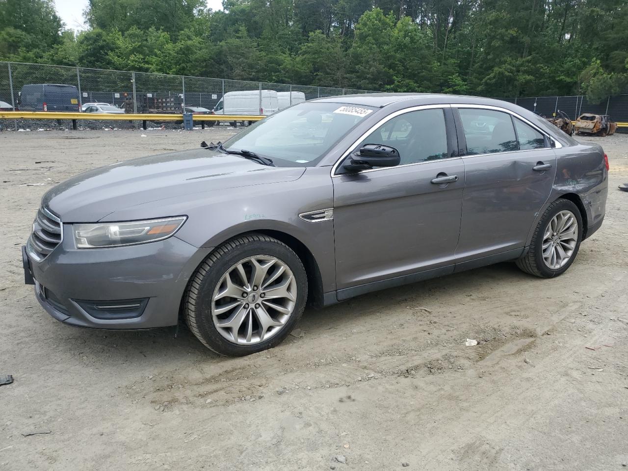 FORD TAURUS LIM 2014