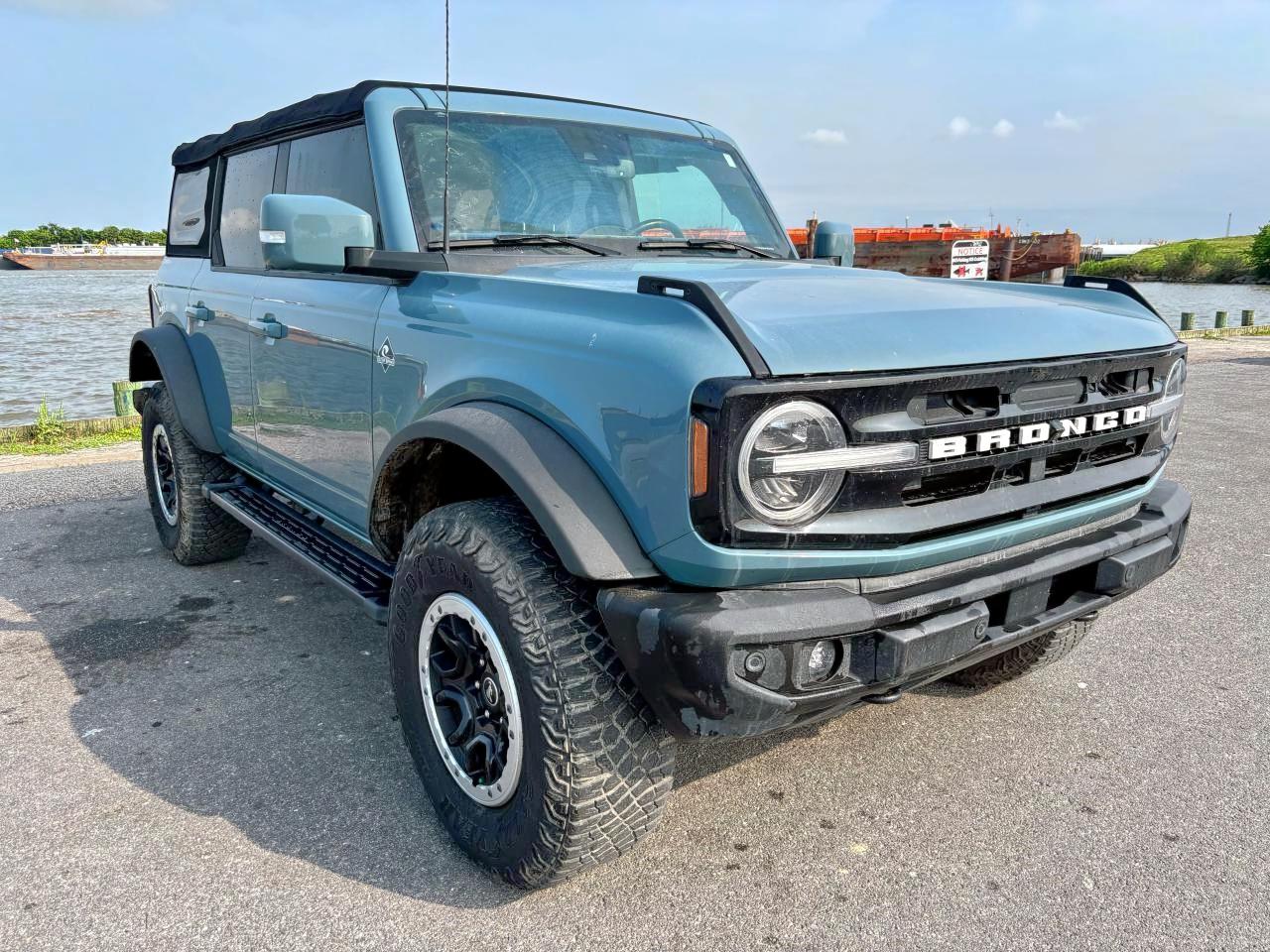 FORD BRONCO BAS 2022