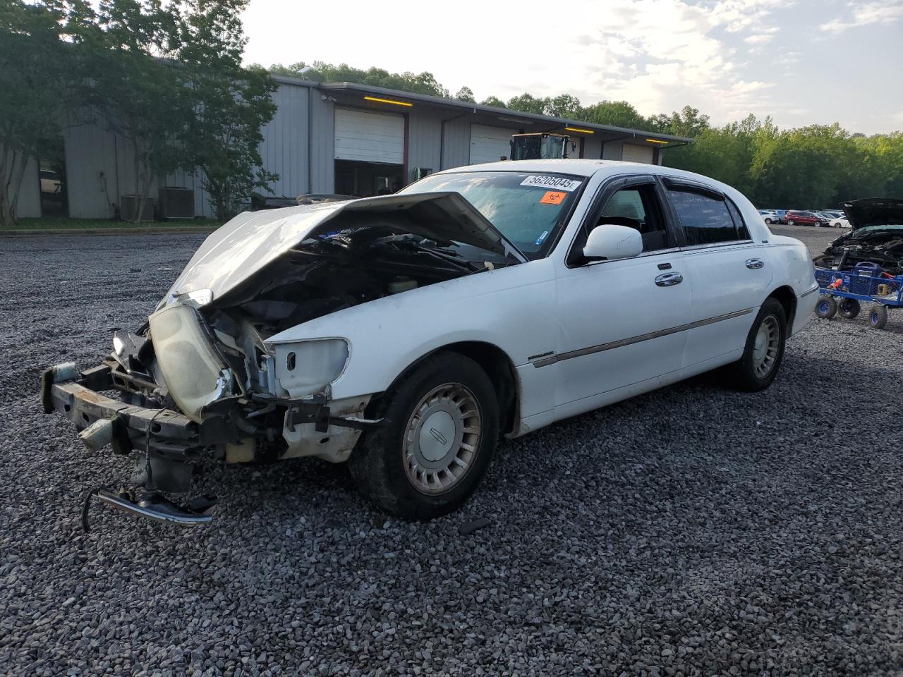 LINCOLN TOWN CAR 2000