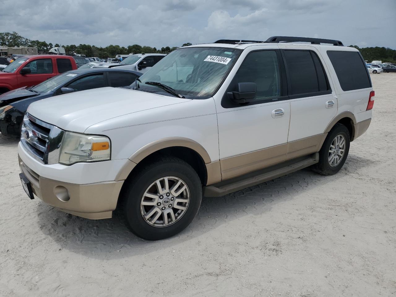 FORD EXPEDITION 2012