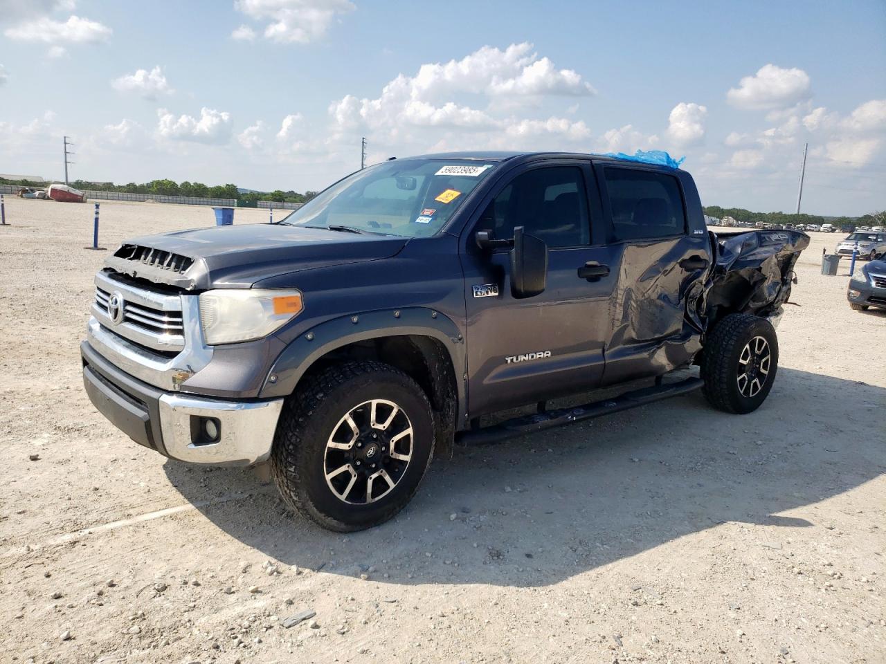 TOYOTA TUNDRA CRE 2017