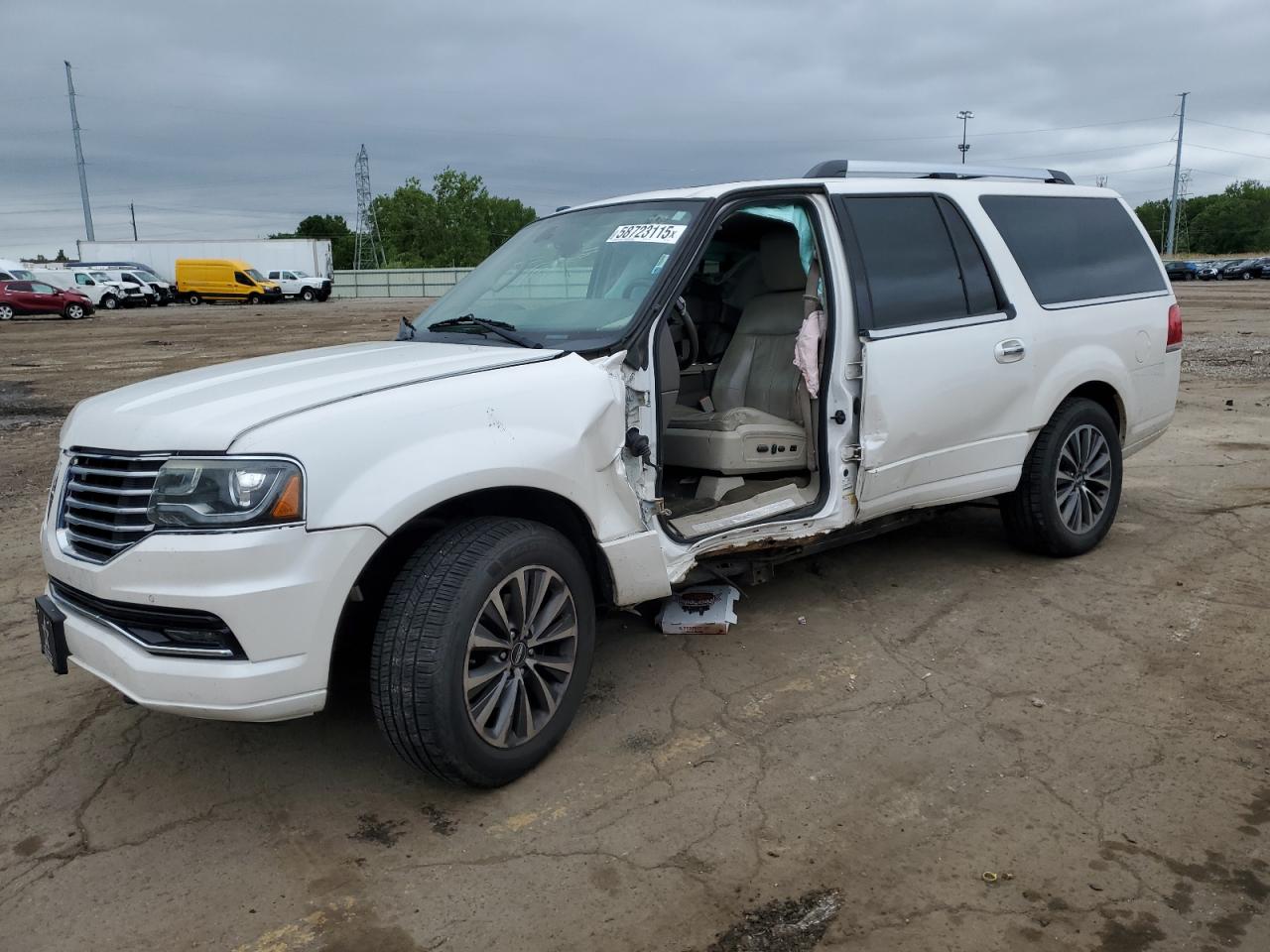LINCOLN NAVIGATOR 2015