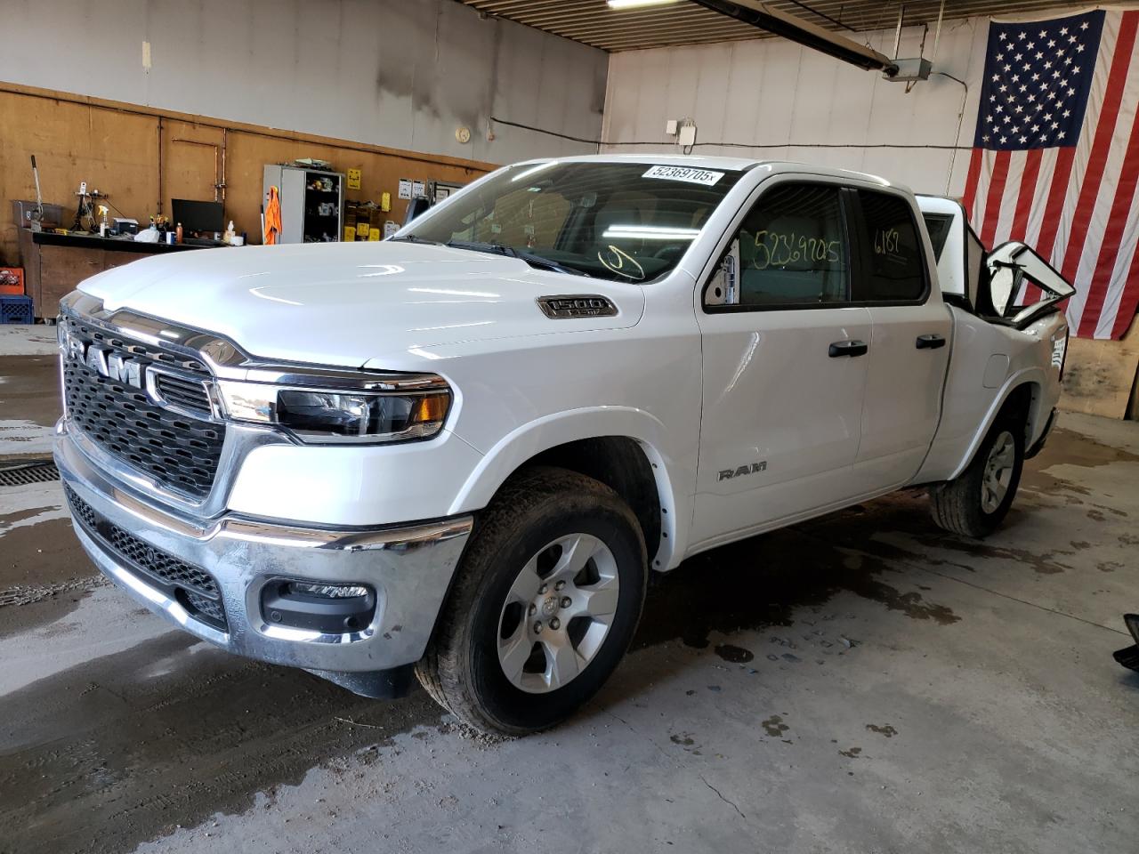RAM 1500 BIG H 2025