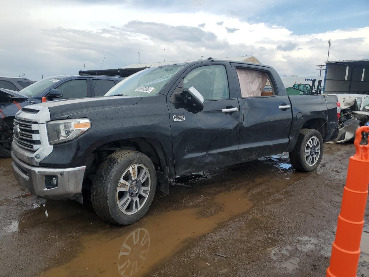 TOYOTA TUNDRA CRE 2019