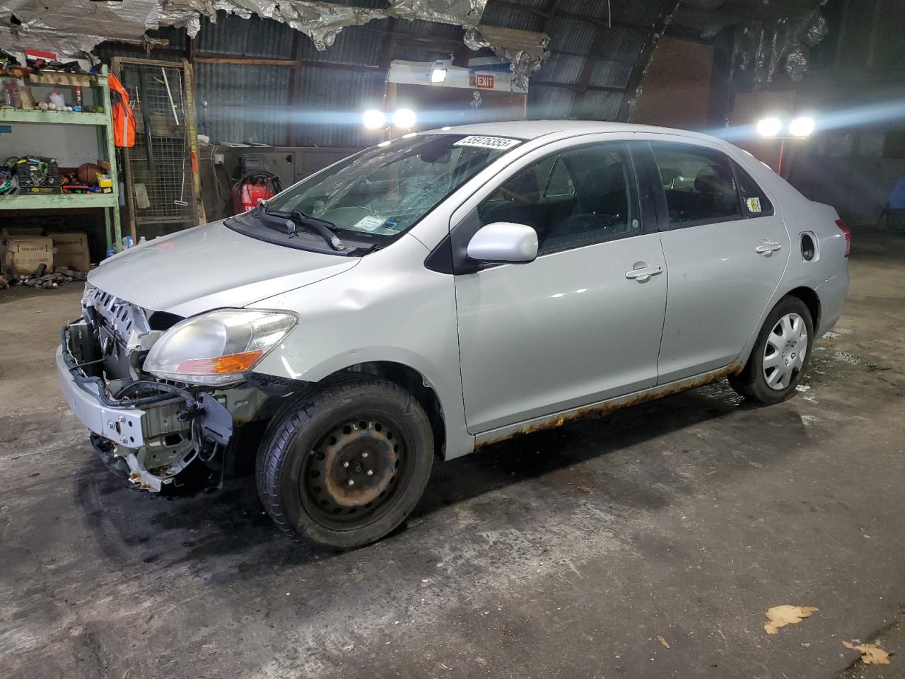 TOYOTA YARIS 2011