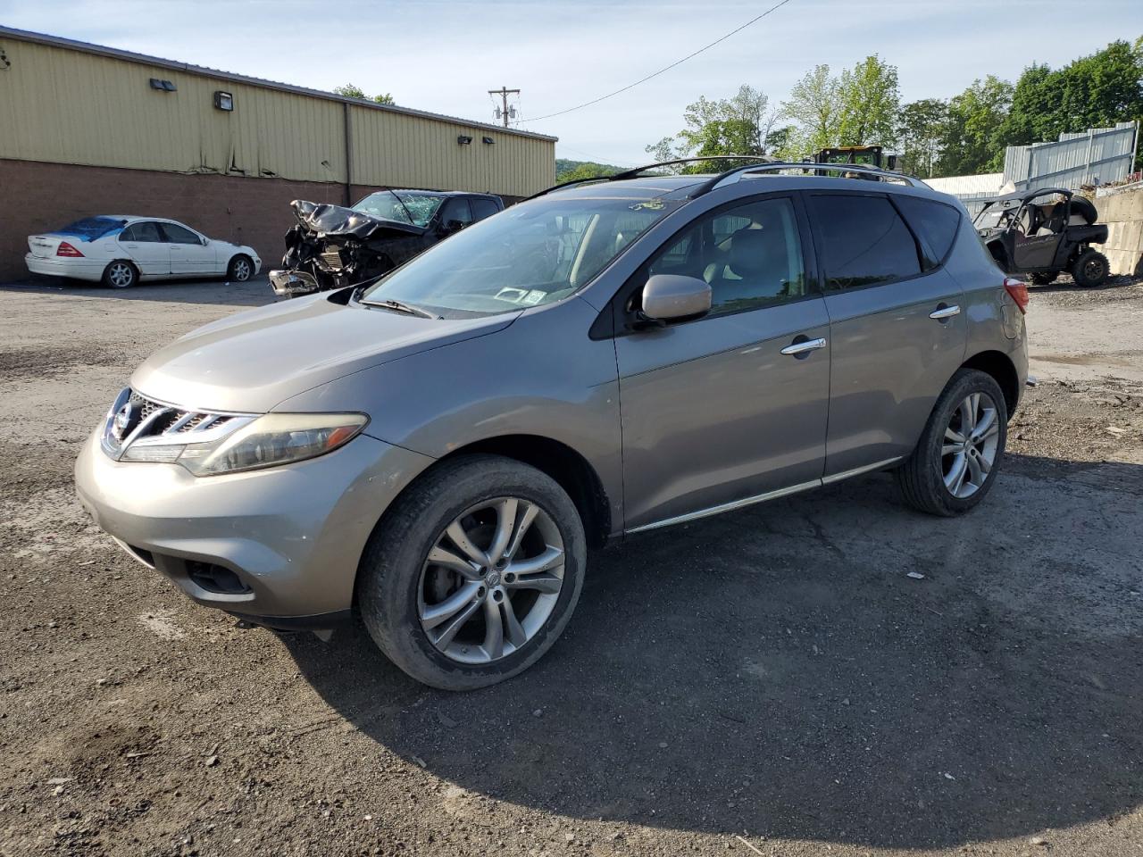 NISSAN MURANO S 2011