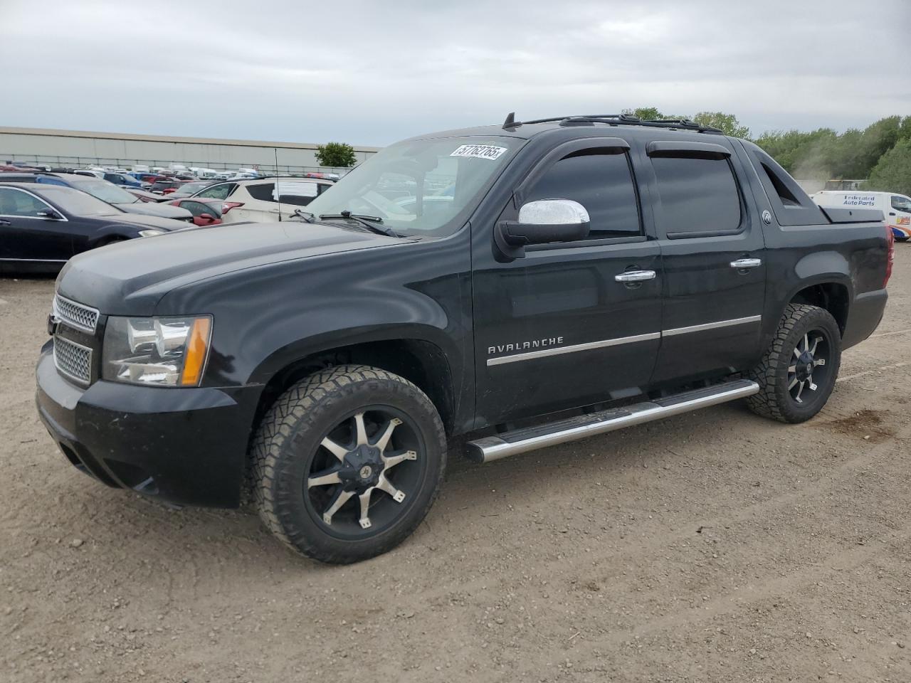 CHEVROLET AVALANCHE 2013
