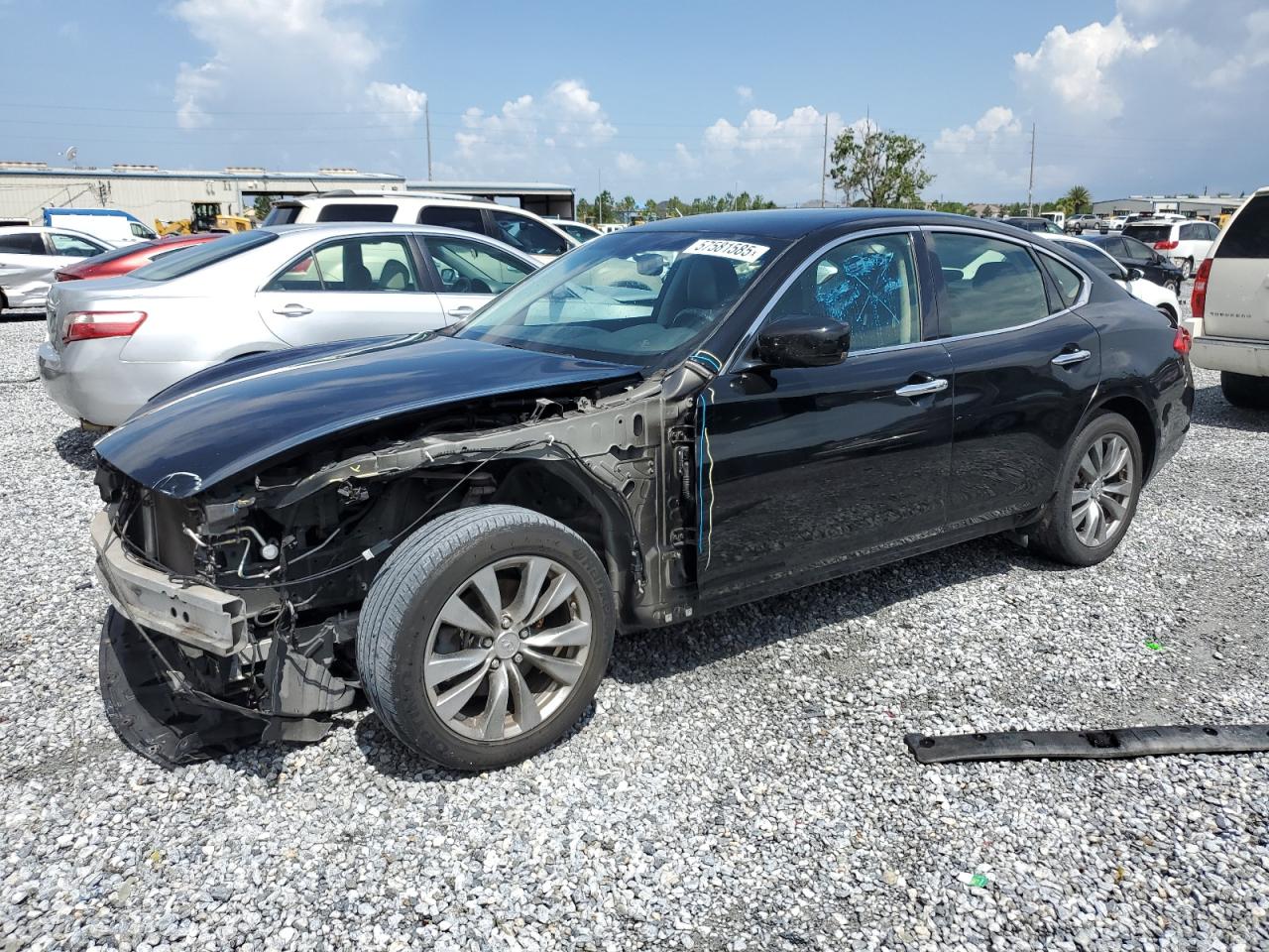 INFINITI M37 2013