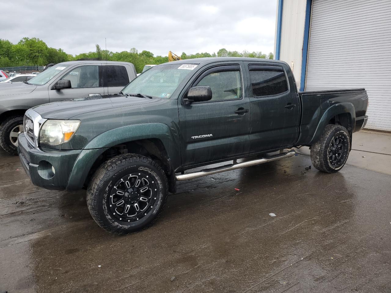 TOYOTA TACOMA DOU 2010