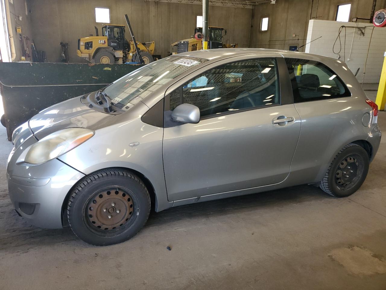TOYOTA YARIS 2009