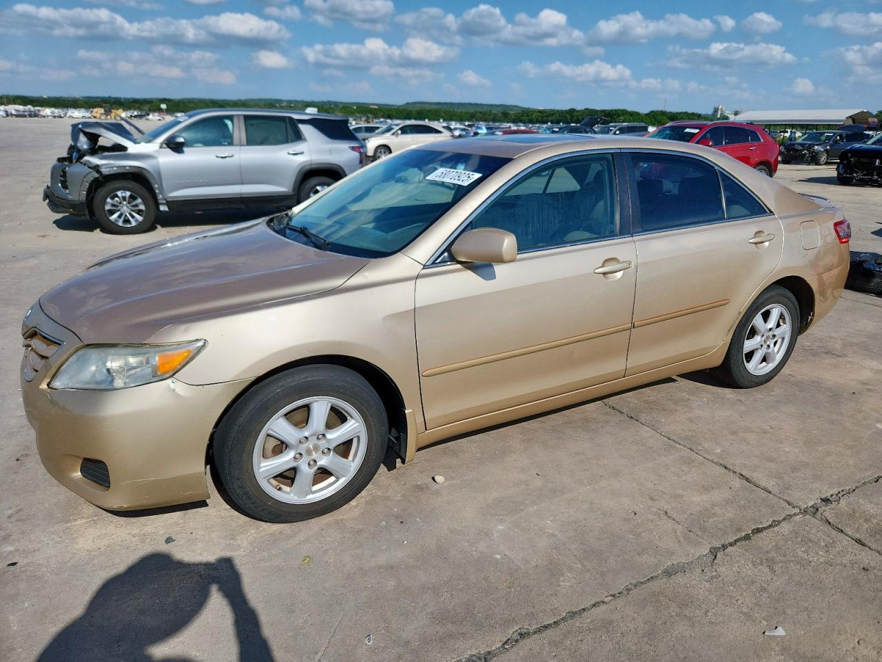 TOYOTA CAMRY BASE 2010