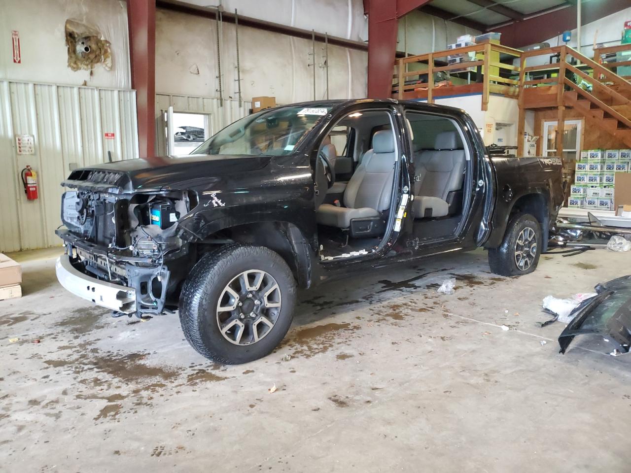 TOYOTA TUNDRA CRE 2014