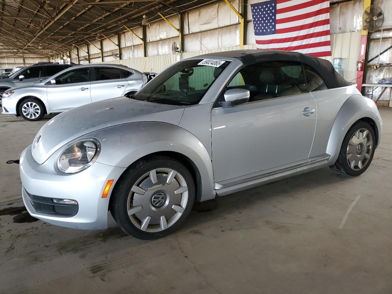 VOLKSWAGEN BEETLE S/S 2016