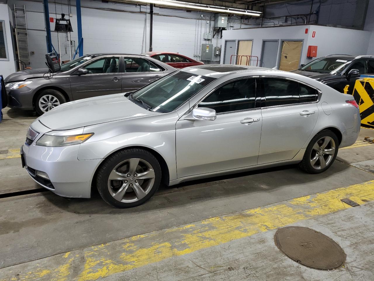 ACURA TL 2012