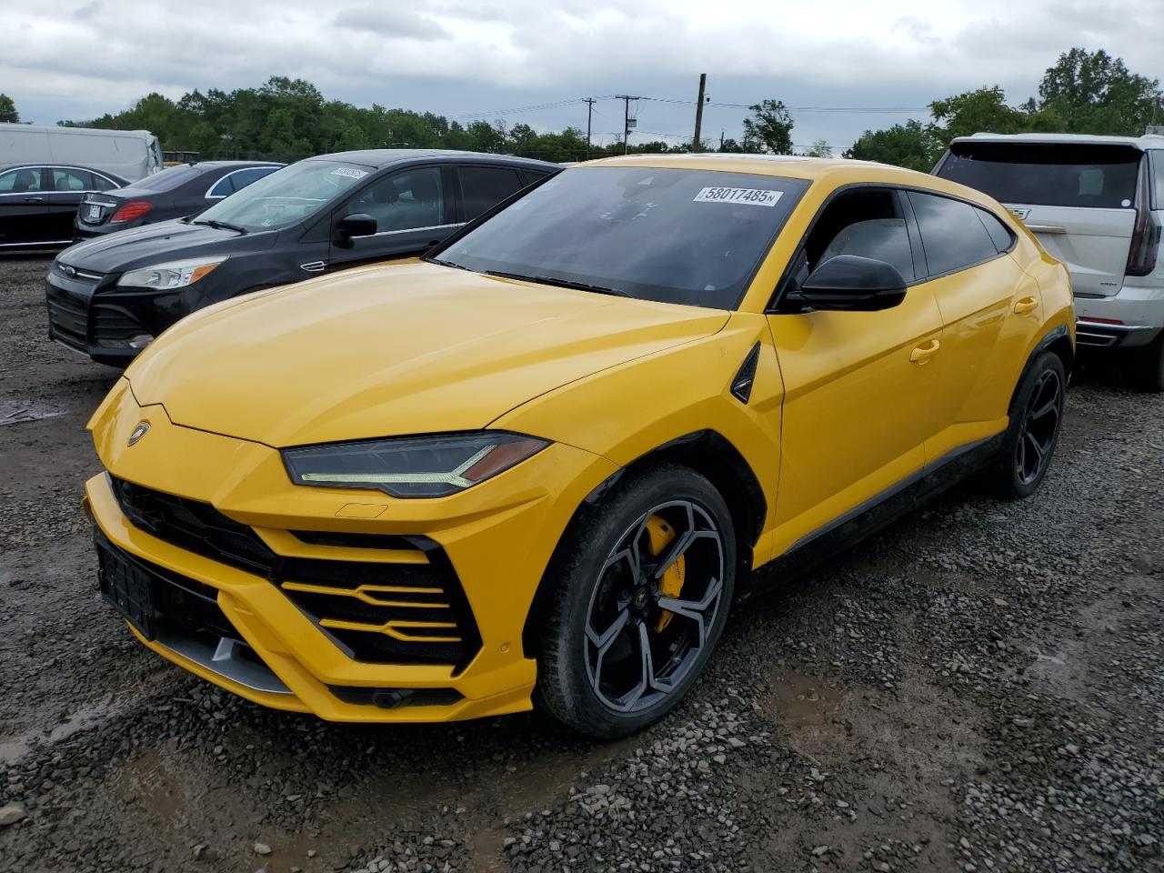 LAMBORGHINI URUS 2019
