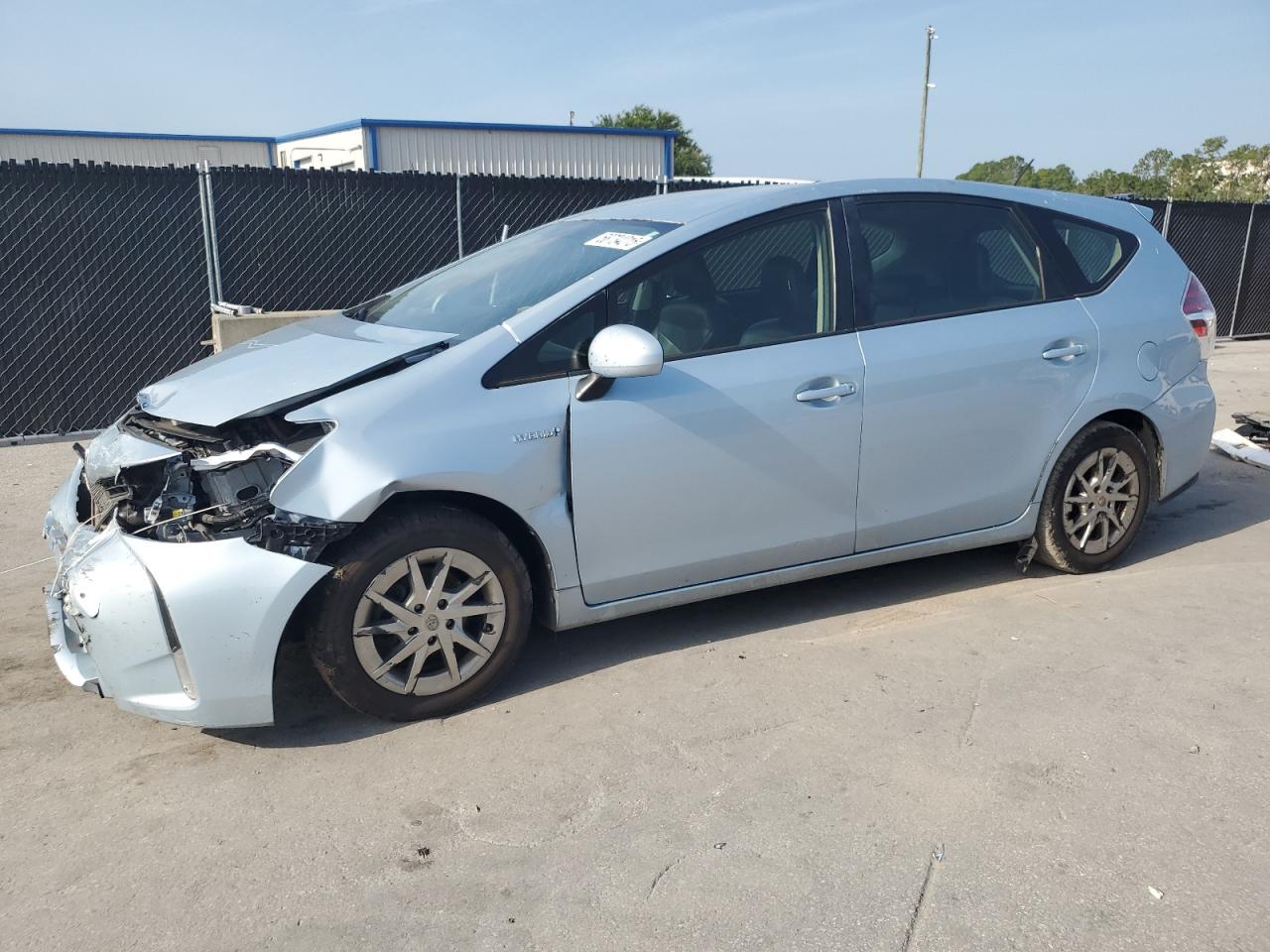 TOYOTA PRIUS V 2015