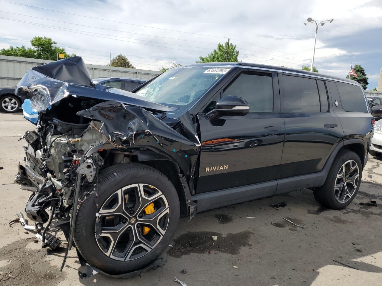 RIVIAN R1S ADVENT 2023