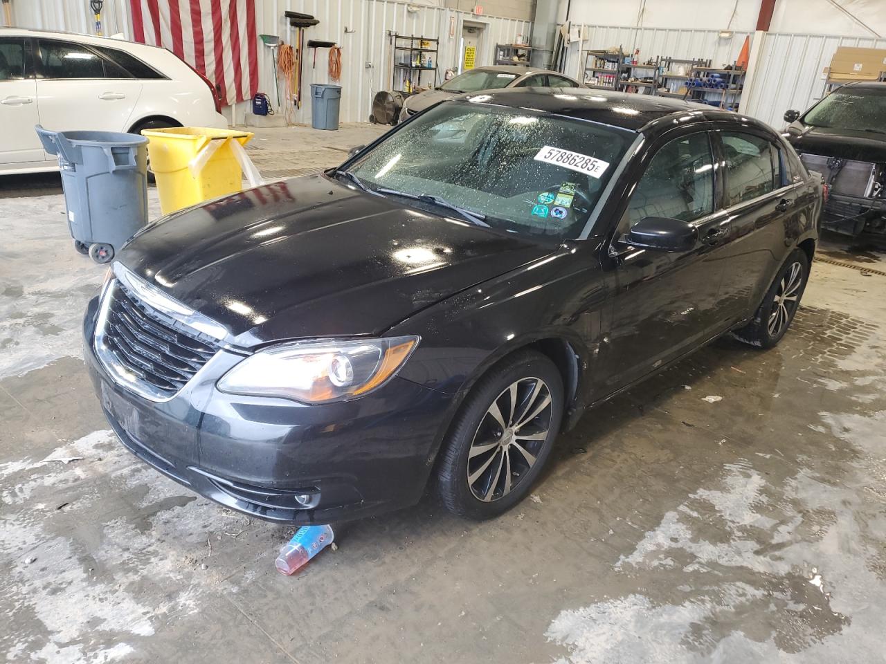 CHRYSLER 200 TOURIN 2013