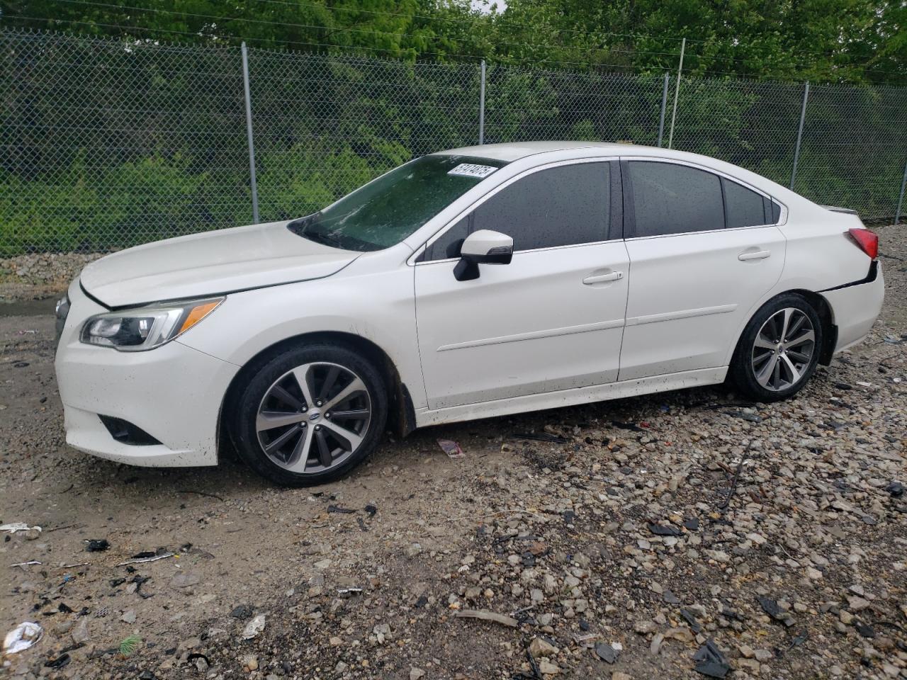 SUBARU LEGACY 2.5 2015