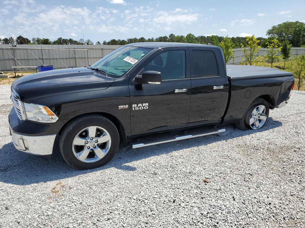 RAM 1500 SLT 2017