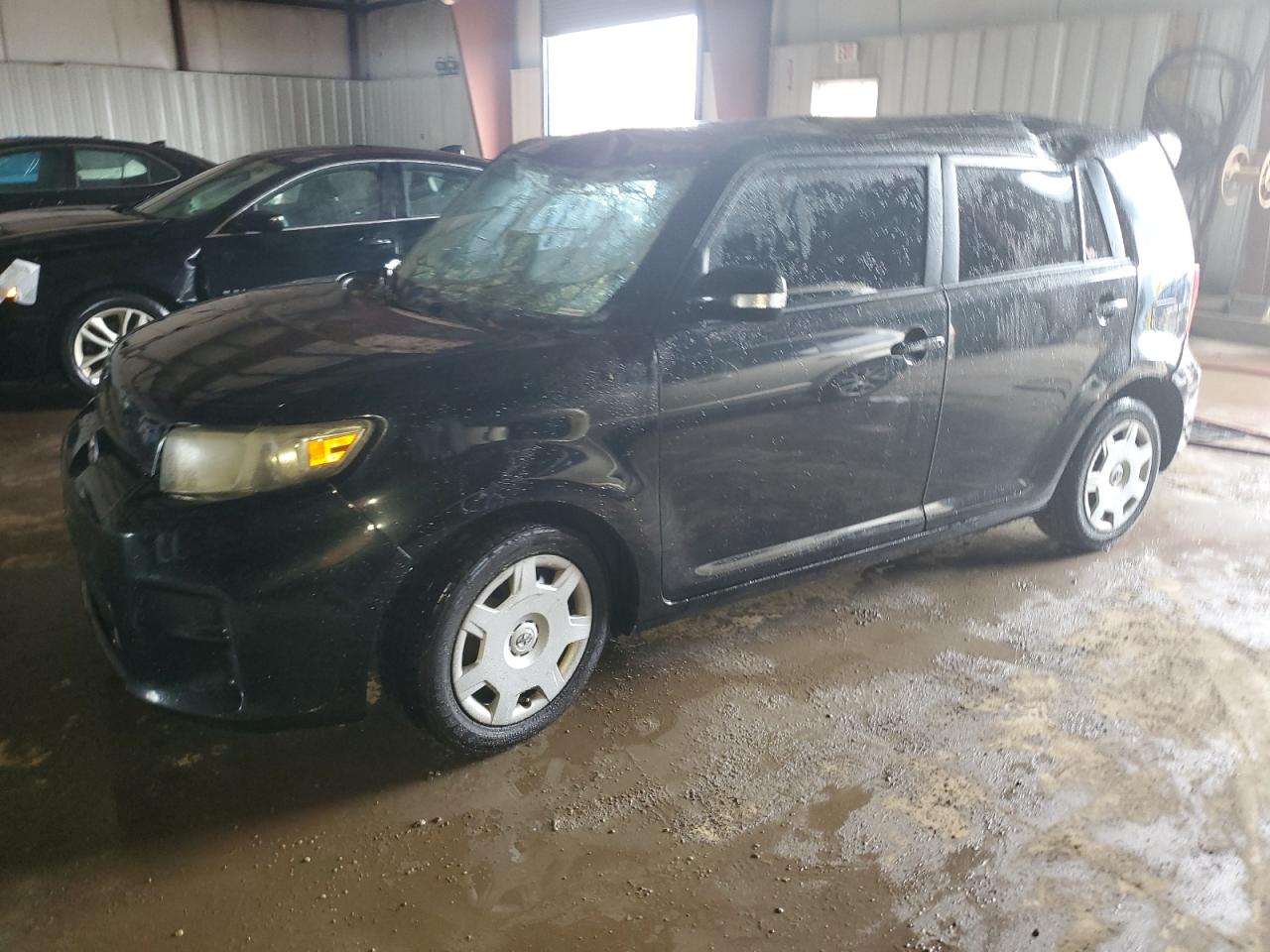 TOYOTA SCION XB 2012