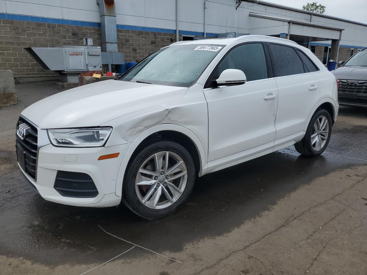 AUDI Q3 PREMIUM 2017