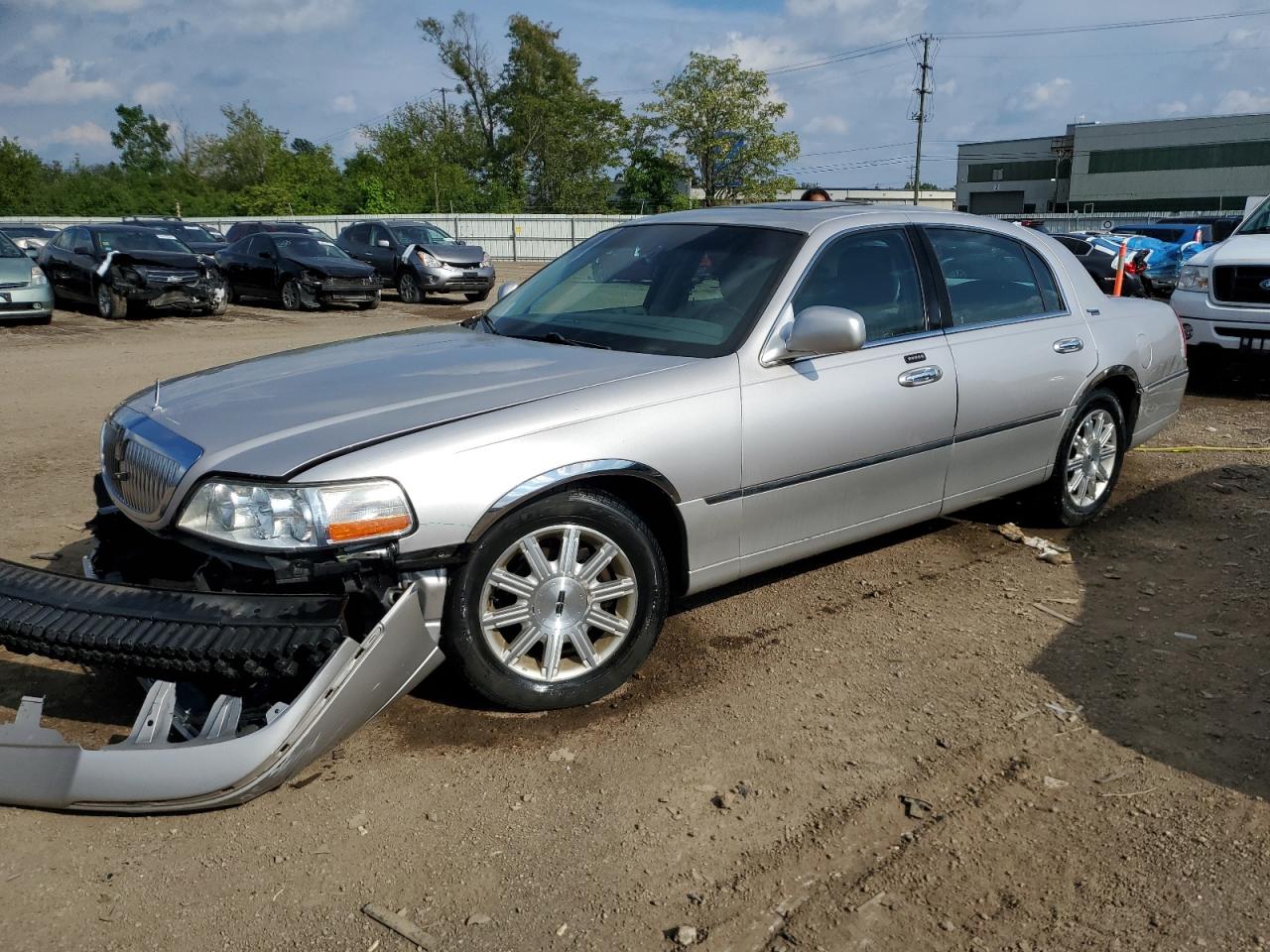 LINCOLN TOWN CAR S 2011