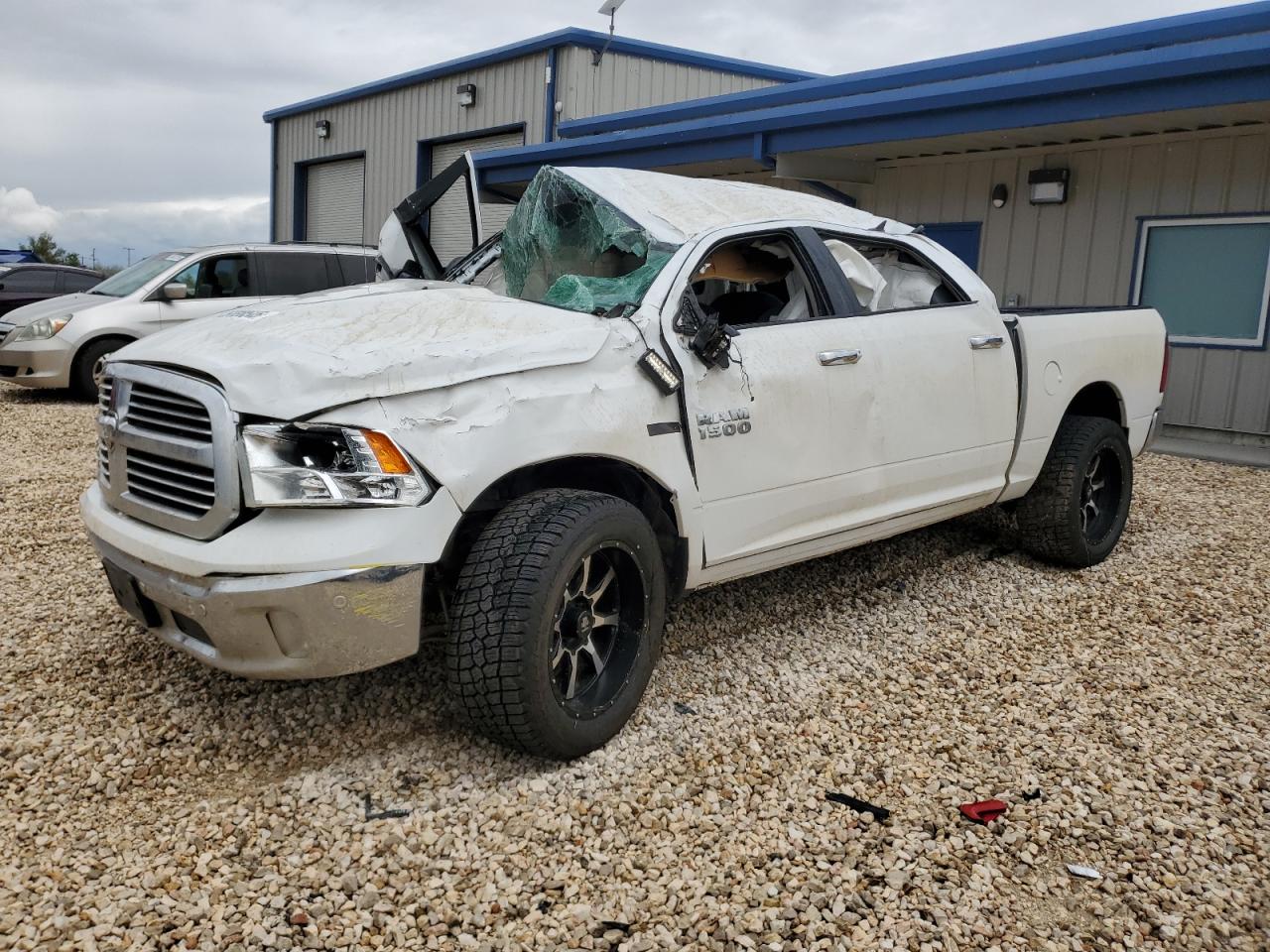 RAM 1500 SLT 2017