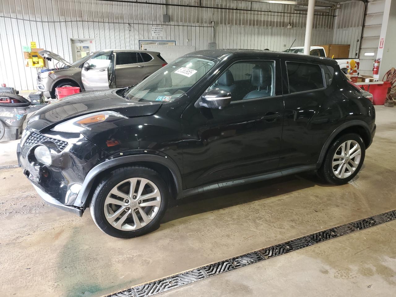 NISSAN JUKE S 2015