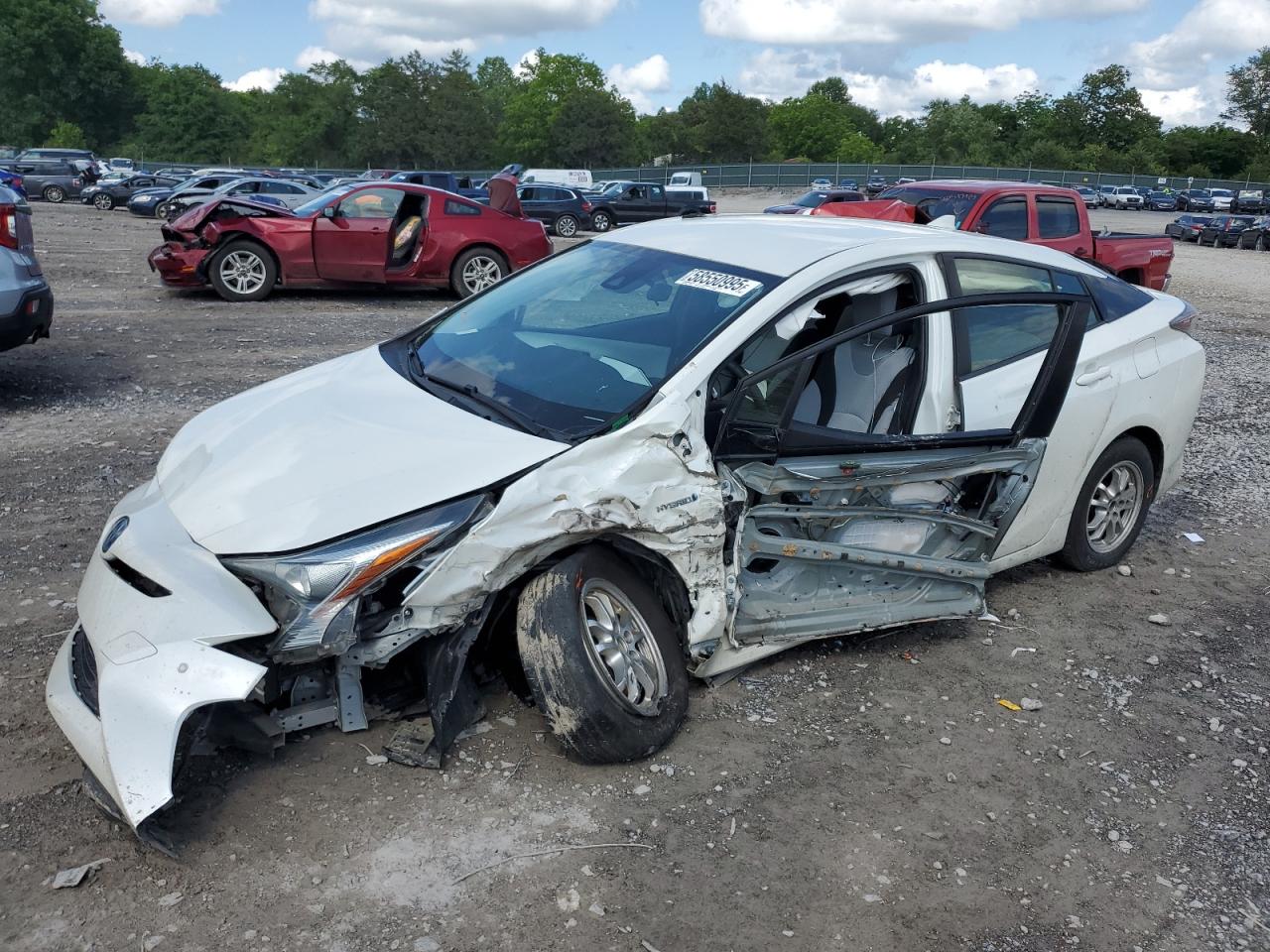 TOYOTA PRIUS 2018