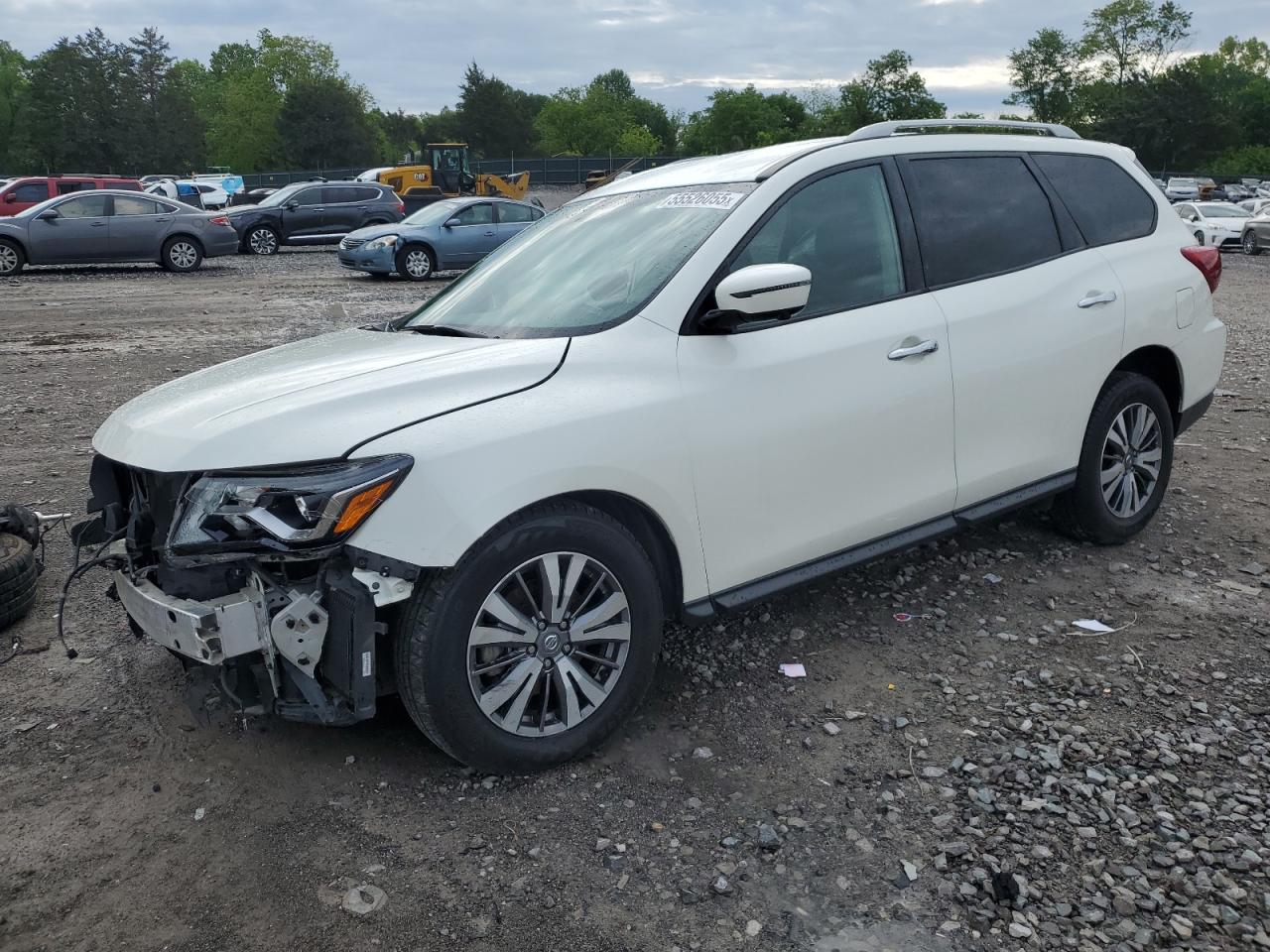NISSAN PATHFINDER 2019