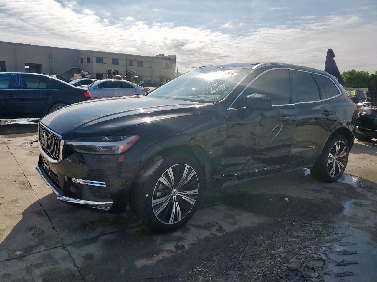 VOLVO XC60 PLUS 2023