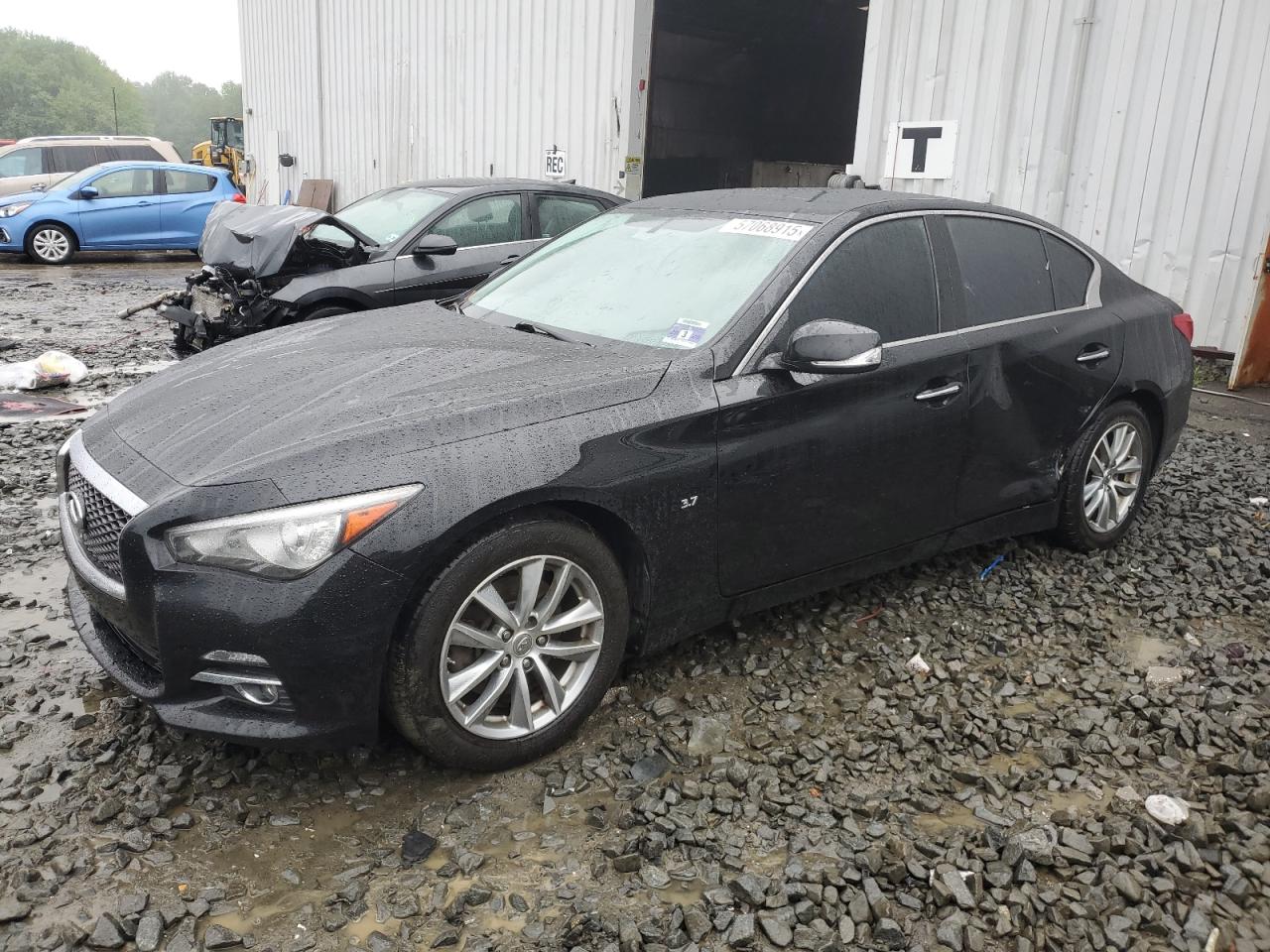INFINITI Q50 BASE 2015
