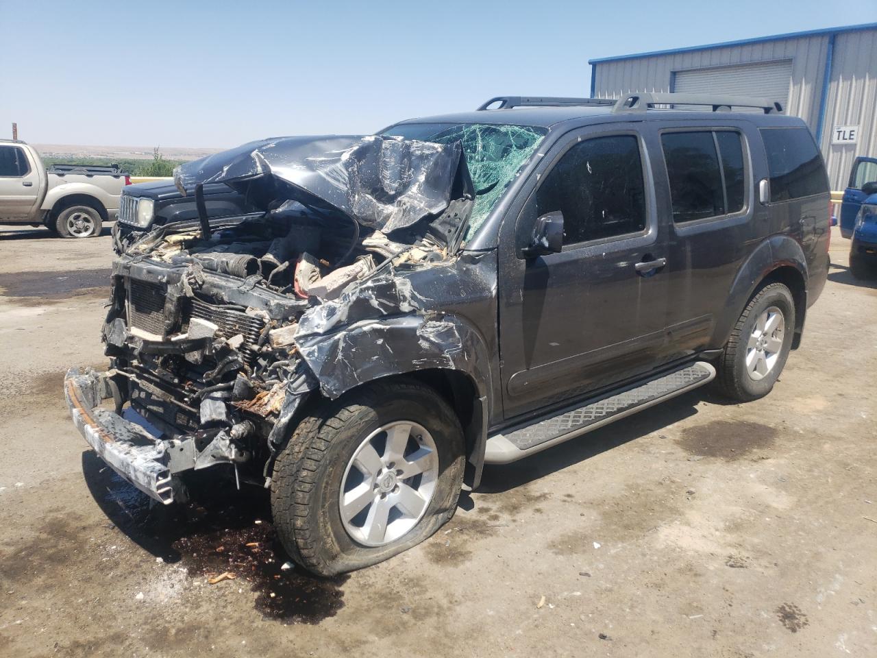 NISSAN PATHFINDER 2012