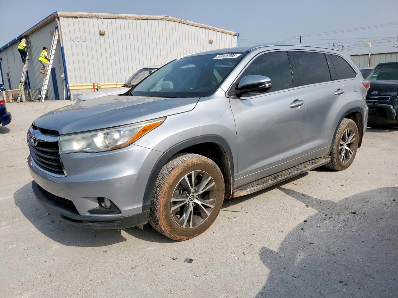 TOYOTA HIGHLANDER 2016