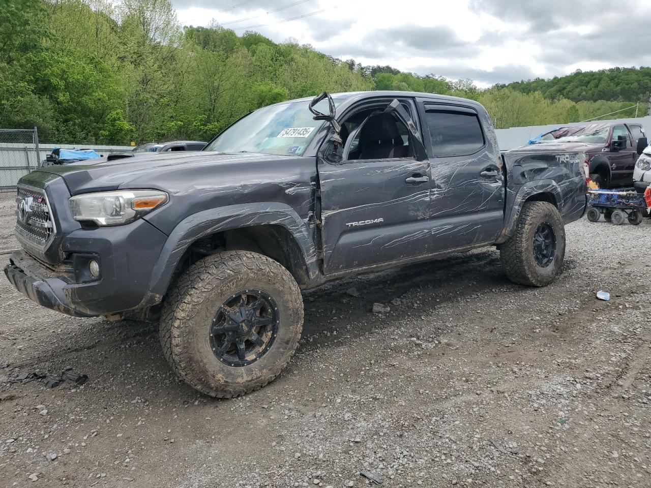 TOYOTA TACOMA DOU 2016