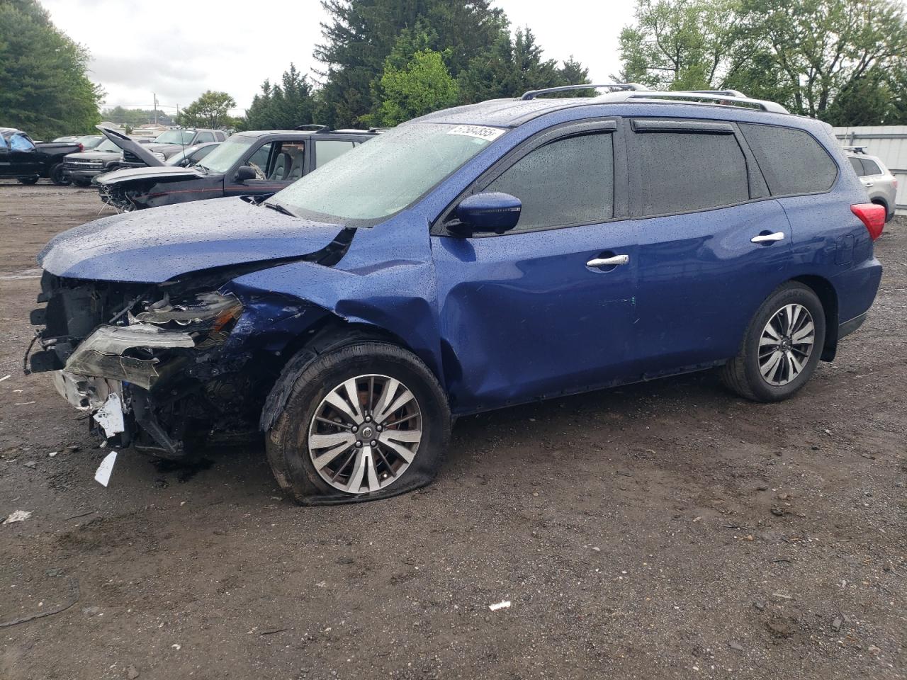 NISSAN PATHFINDER 2017