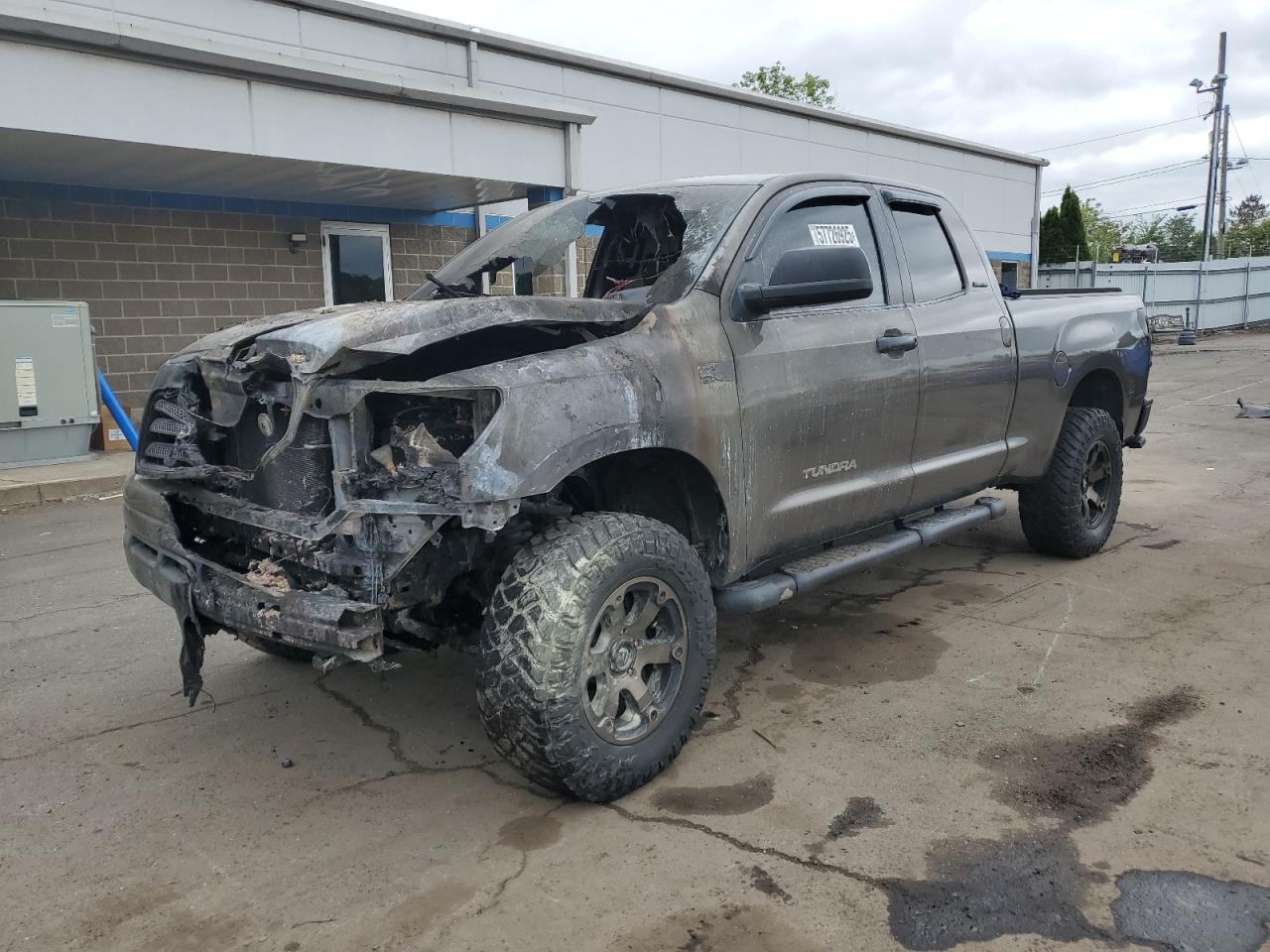 TOYOTA TUNDRA DOU 2008