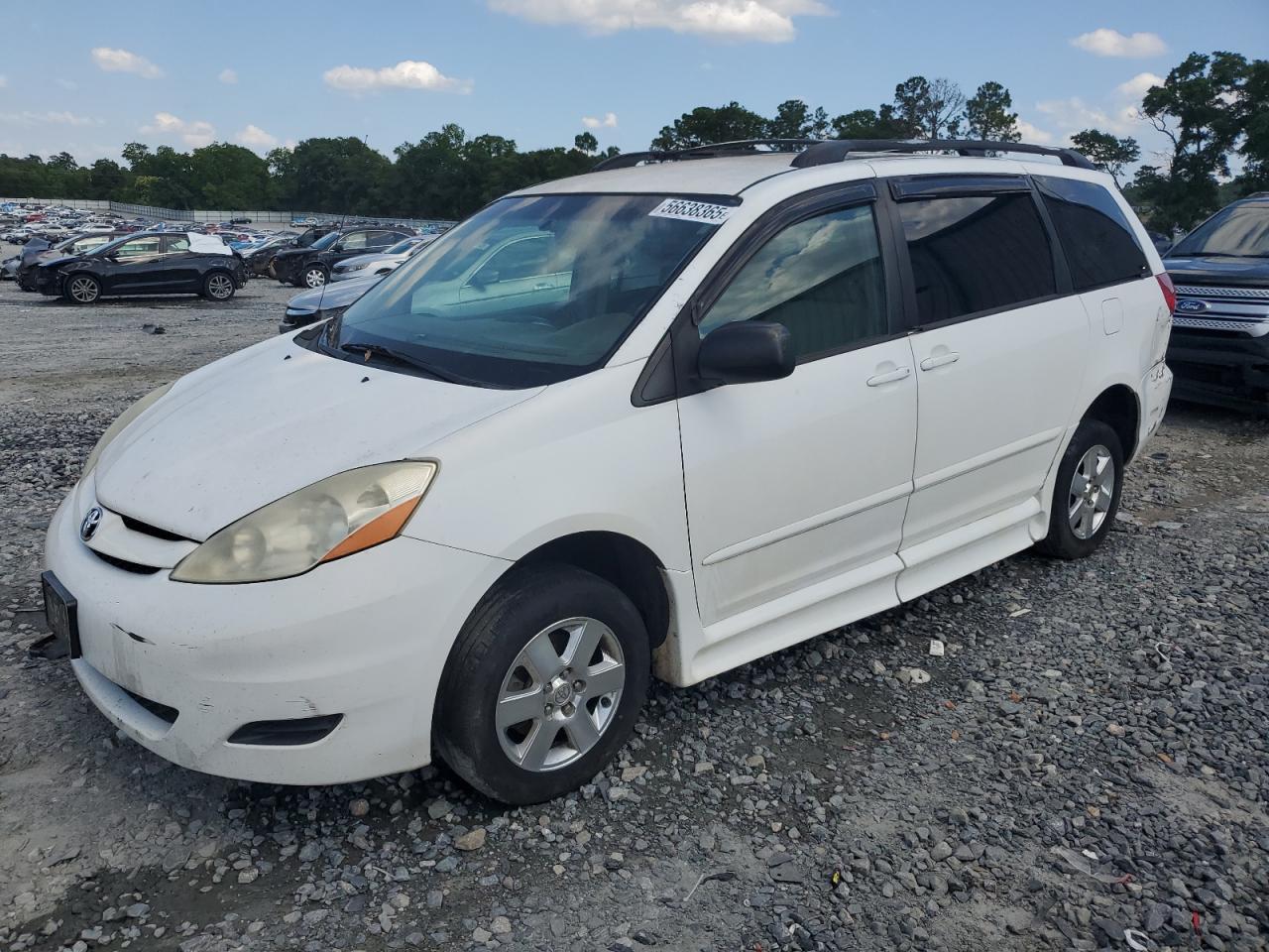 TOYOTA SIENNA CE 2010