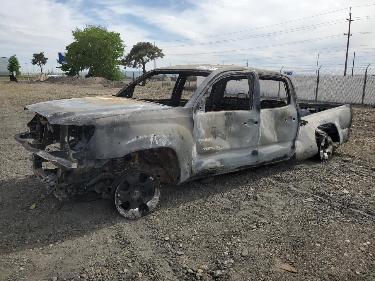 TOYOTA TACOMA DOU 2013